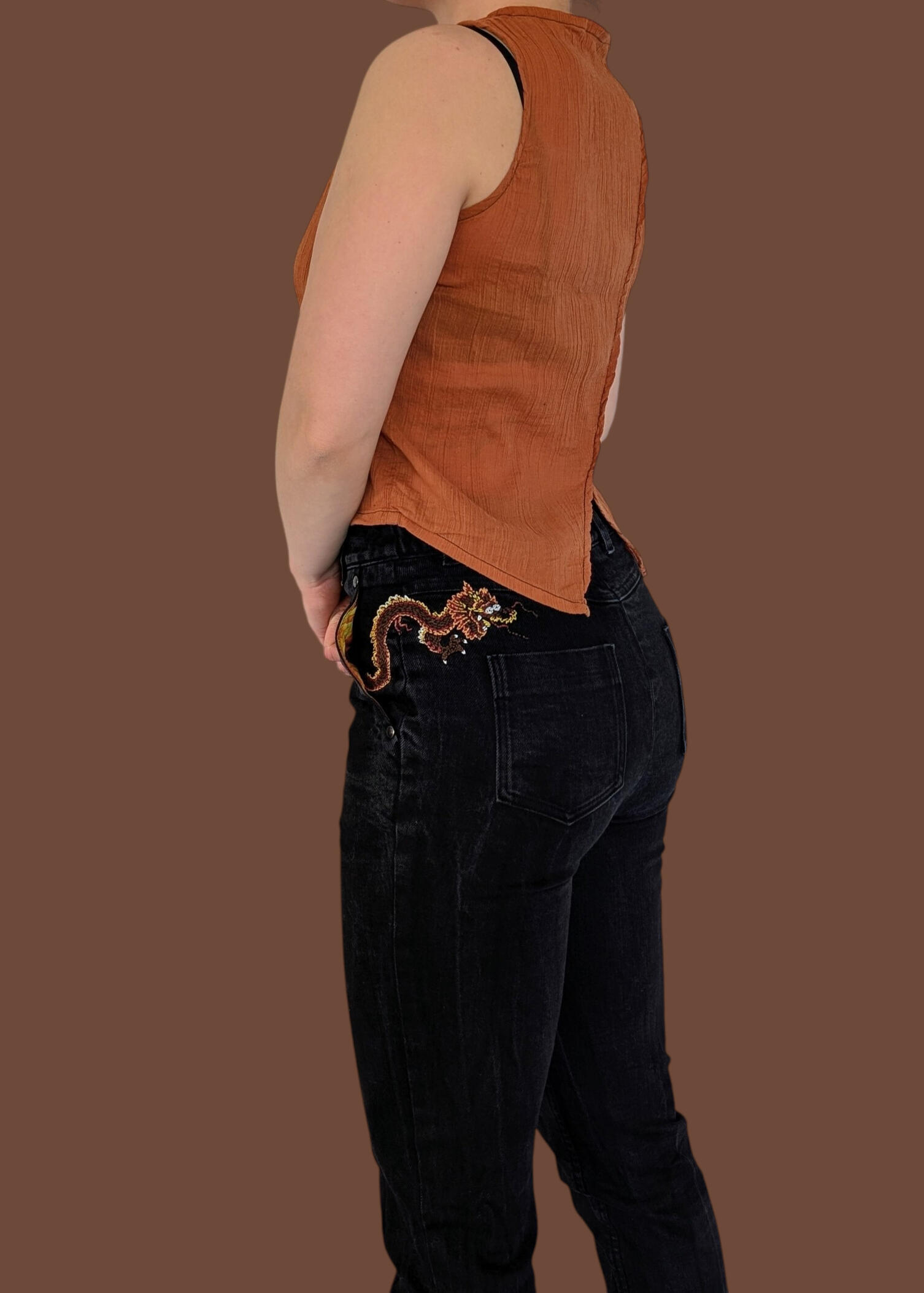Jeanshose mit Drache Jeanshose mit Drache
